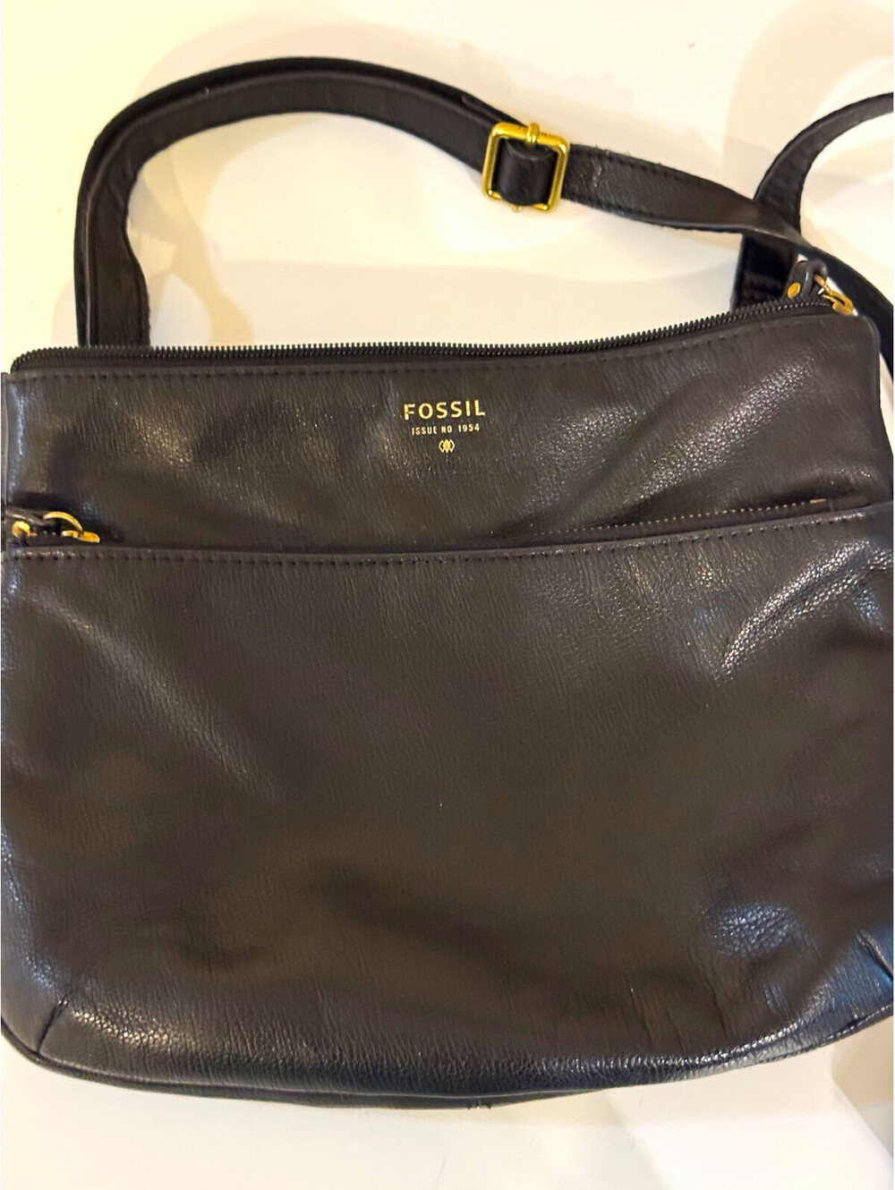 Fossil Black Leather Crossbody Shoulder Bag Gold Hardware Adjustable Strap